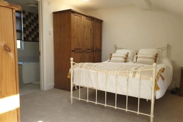 En-Suite Double room to Rent in House Shared