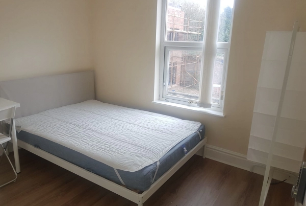 Double Room in Shared House to rent on Glamis Road Liverpool L13. Bills included. Single only.