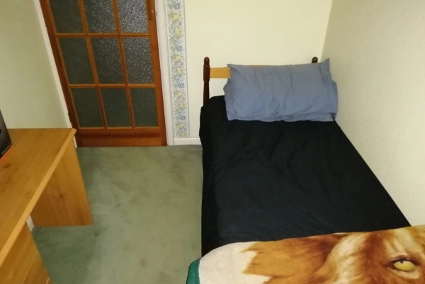 Single Room to Rent in Shared House, Morden