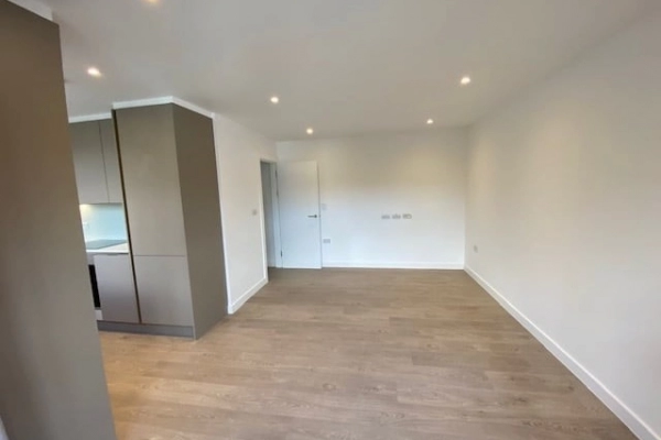 BRAND NEW ONE BEDROOM FLAT TO LET IN CROUCH END N8 8DE