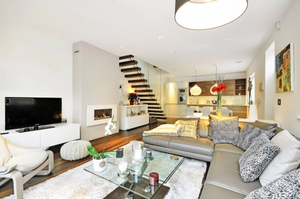 7 bedrooms mews house for sale in Elsworthy Rise, Primrose Hill, NW3