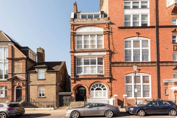 2 bedroom apartment for sale in Tite Street, Chelsea, SW3