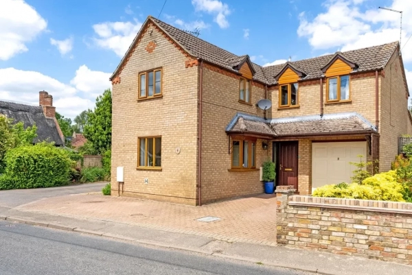  3 bed detached house for sale in Wood End, Bluntisham, Huntingdon PE28
