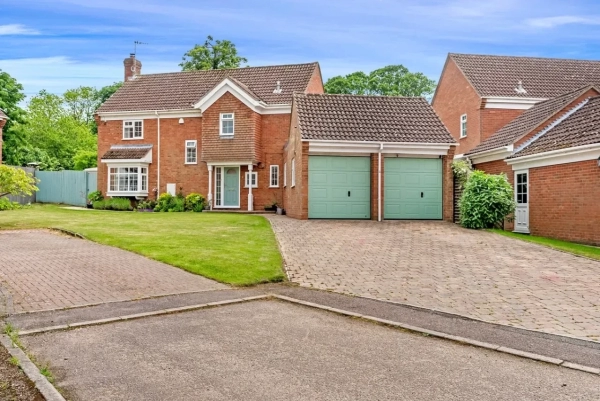 4 bed detached house for sale in Rectory Close, Sawtry, Huntingdon PE28