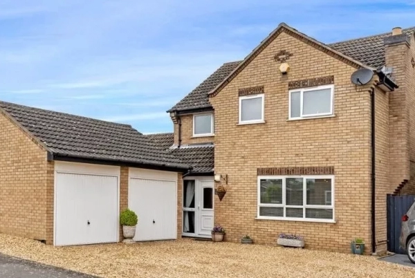 4 bed detached house for sale in Gloucester Road, Sawtry, Huntingdon PE28