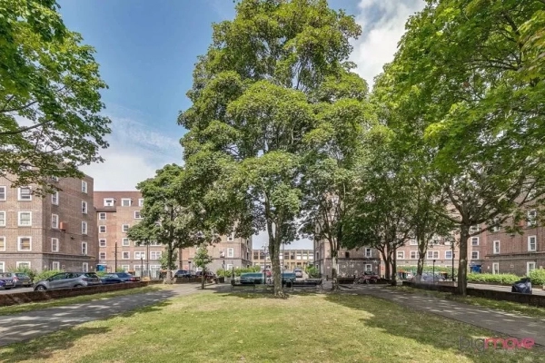 2 bed flat for sale in Nisbet House, Homerton E9
