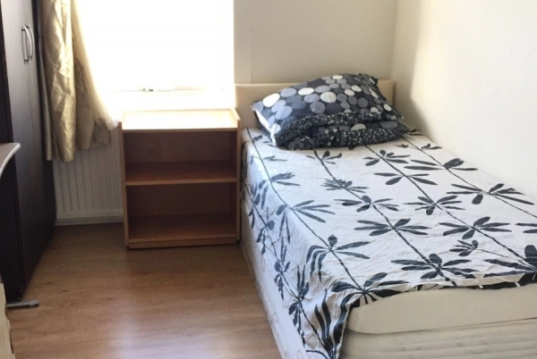 Single Room to Rent in Shared House Jephson Road, London E7.